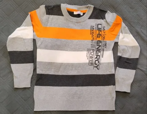 Продам джемпер на мальчика размер 134 - Медицинские товары в Братск