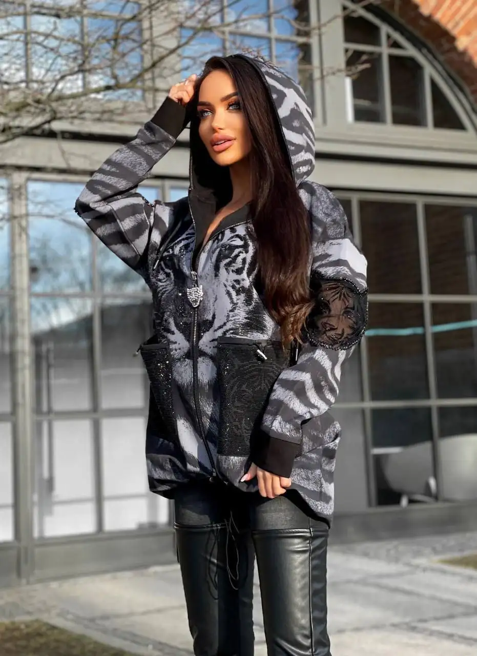 Ветровка - Верхняя одежда (Одежда) в Братск