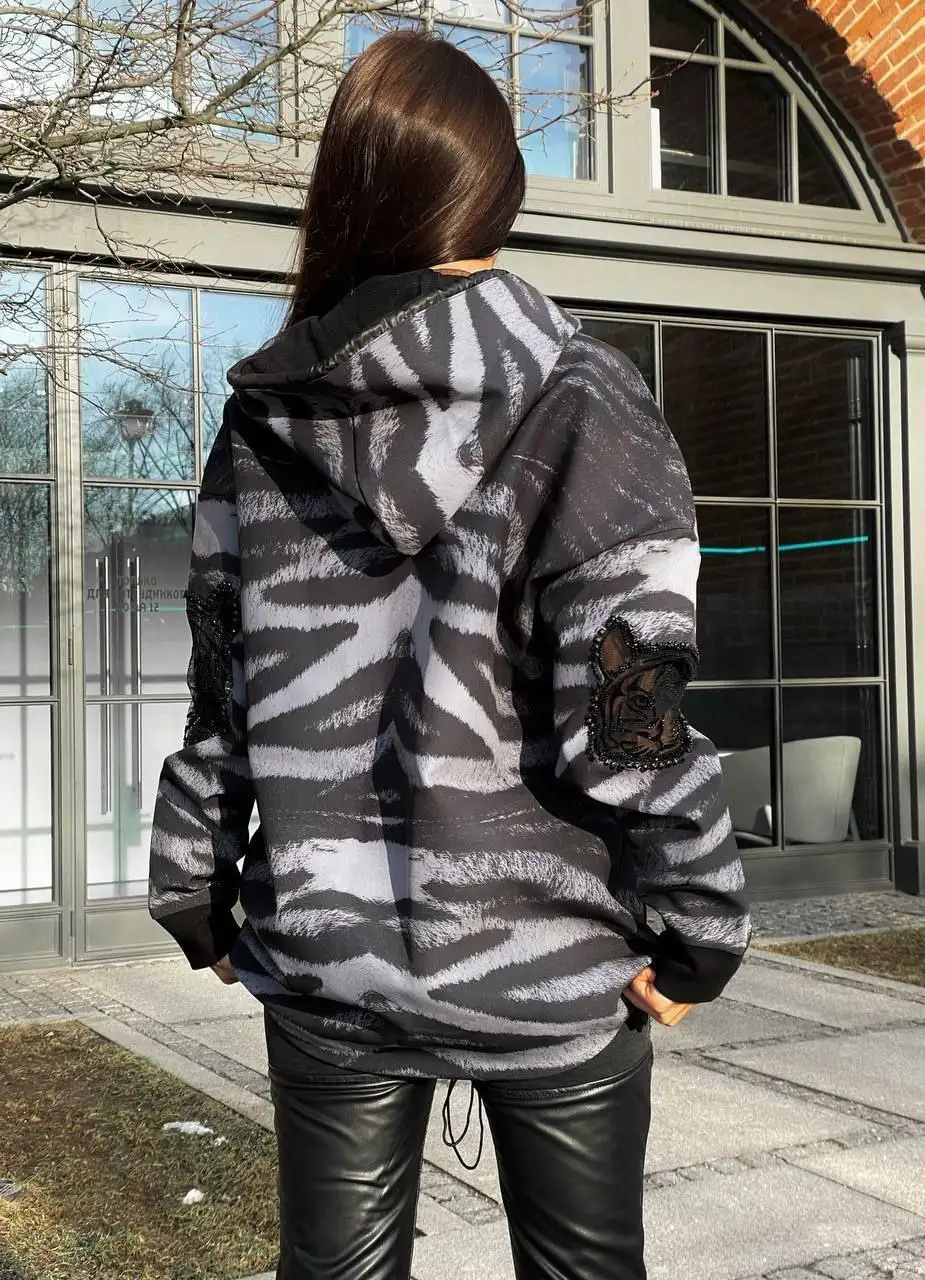 Ветровка - Верхняя одежда (Одежда) в Братск