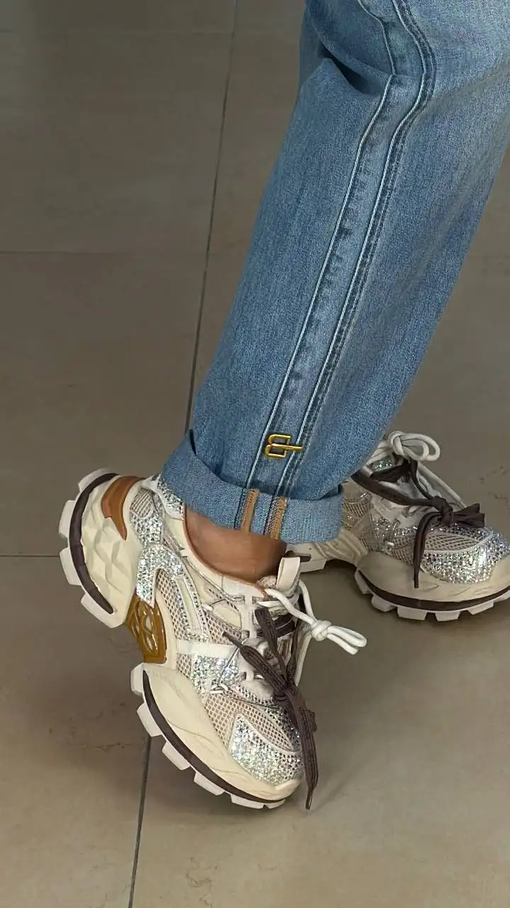 Продам кроссовки - Обувь (Одежда) в Братск