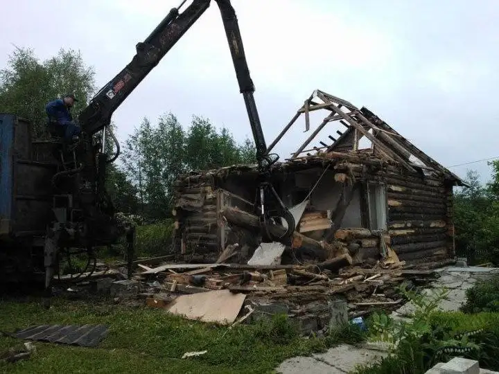 Услуги по разбору и уборке - Разбор и уборка (Услуги) в Братск
