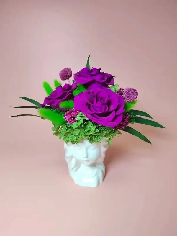 Букеты из стабилизированных цветов ко Дню матери