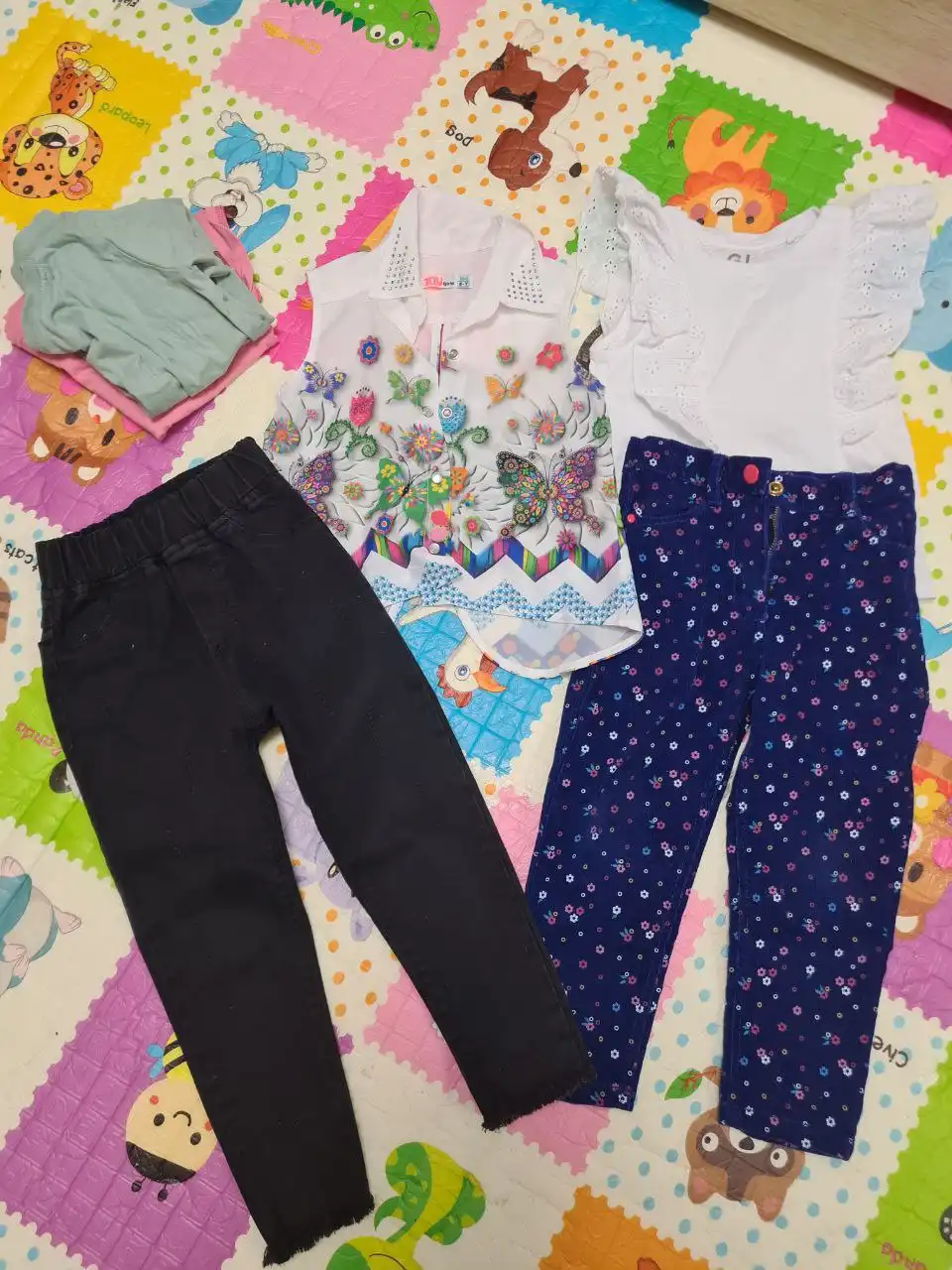 Вещи для детей 2-4 года и обувь