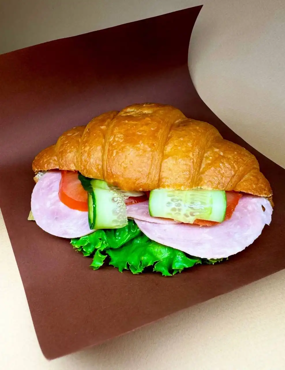 Доставка кондитерских изделий из пекарни Эклер