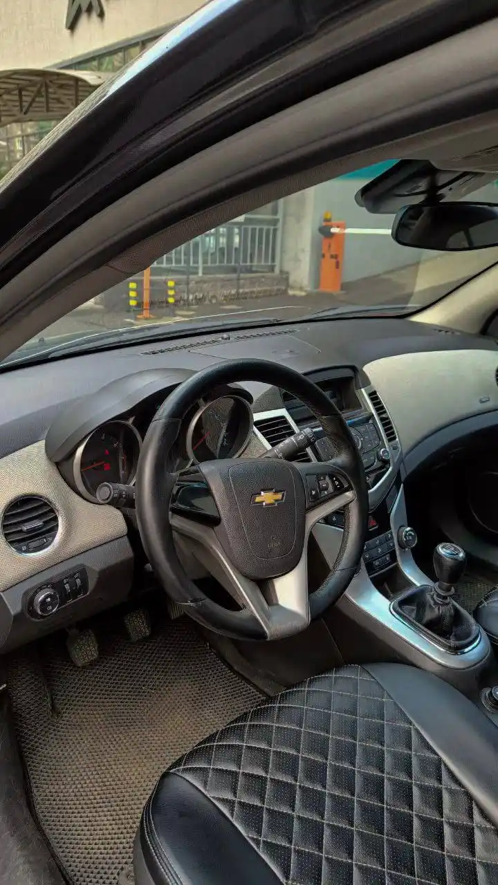 Продажа Chevrolet Cruze 2012 года