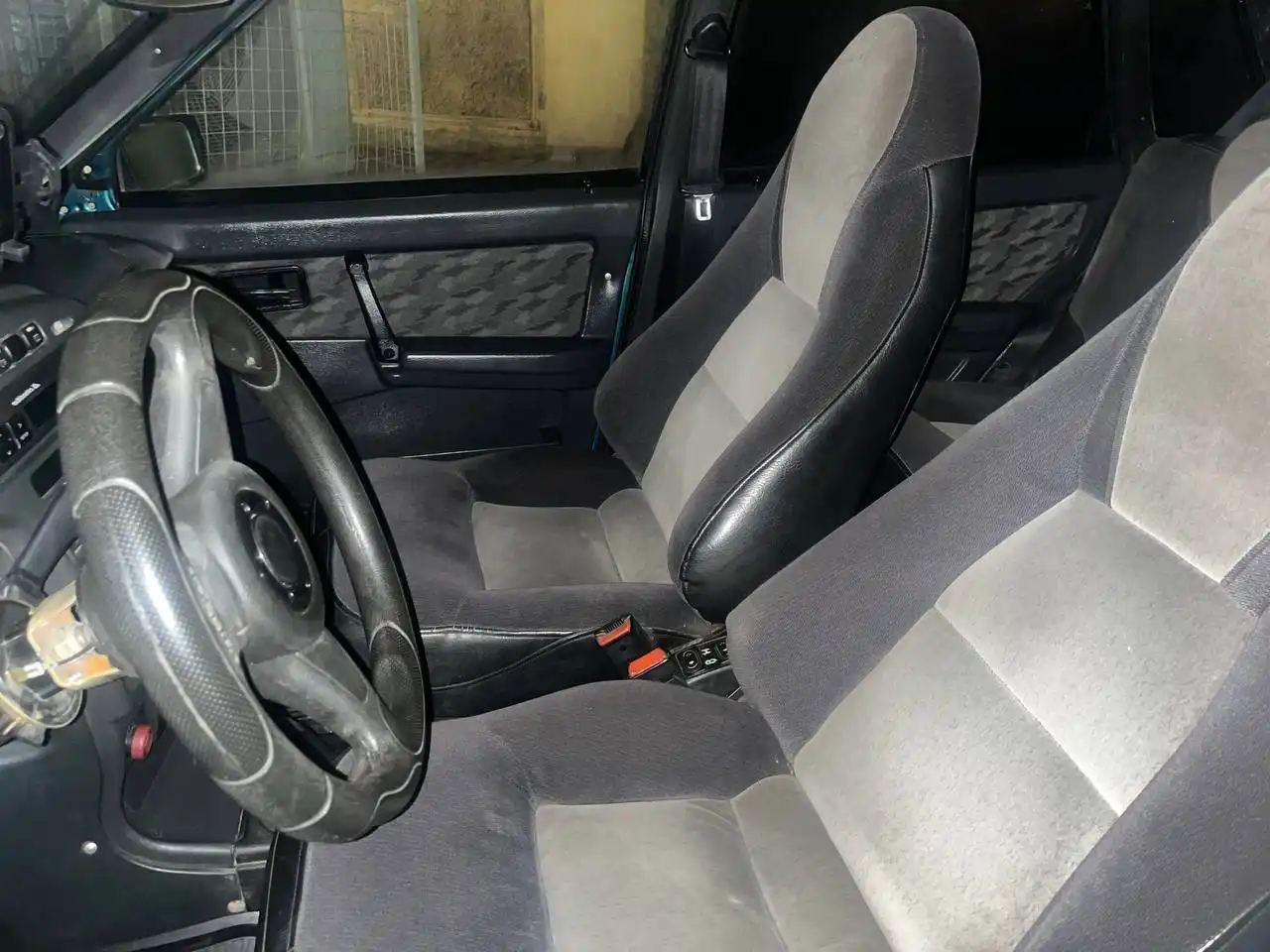 Продажа автомобиля ВАЗ 21099 в отличном состоянии