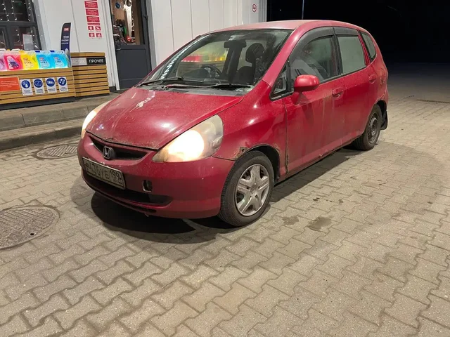 Honda FIT 2002 автомат, красный - Авто в Москва