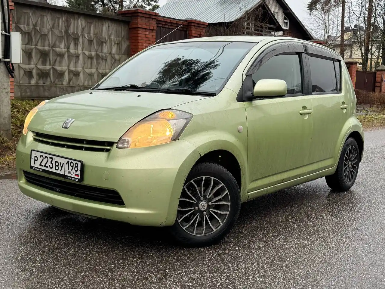 Продажа Тойота Пассо 2006 года, автомат