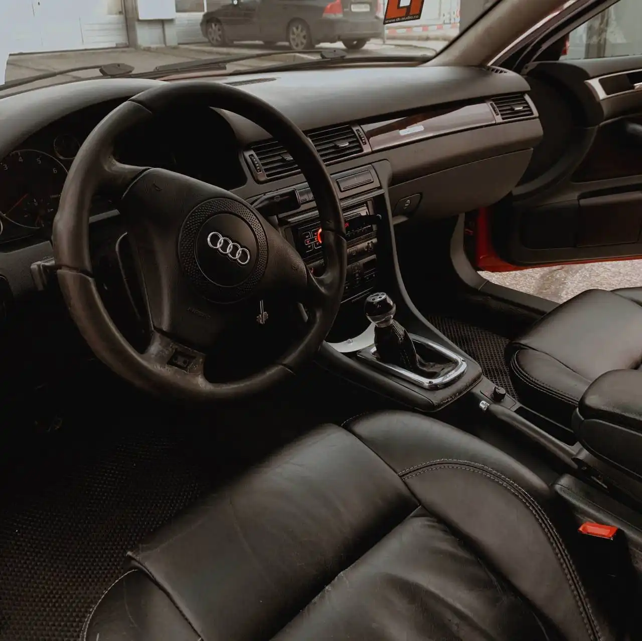 Продажа автомобиля 1.8т МКПП передний привод