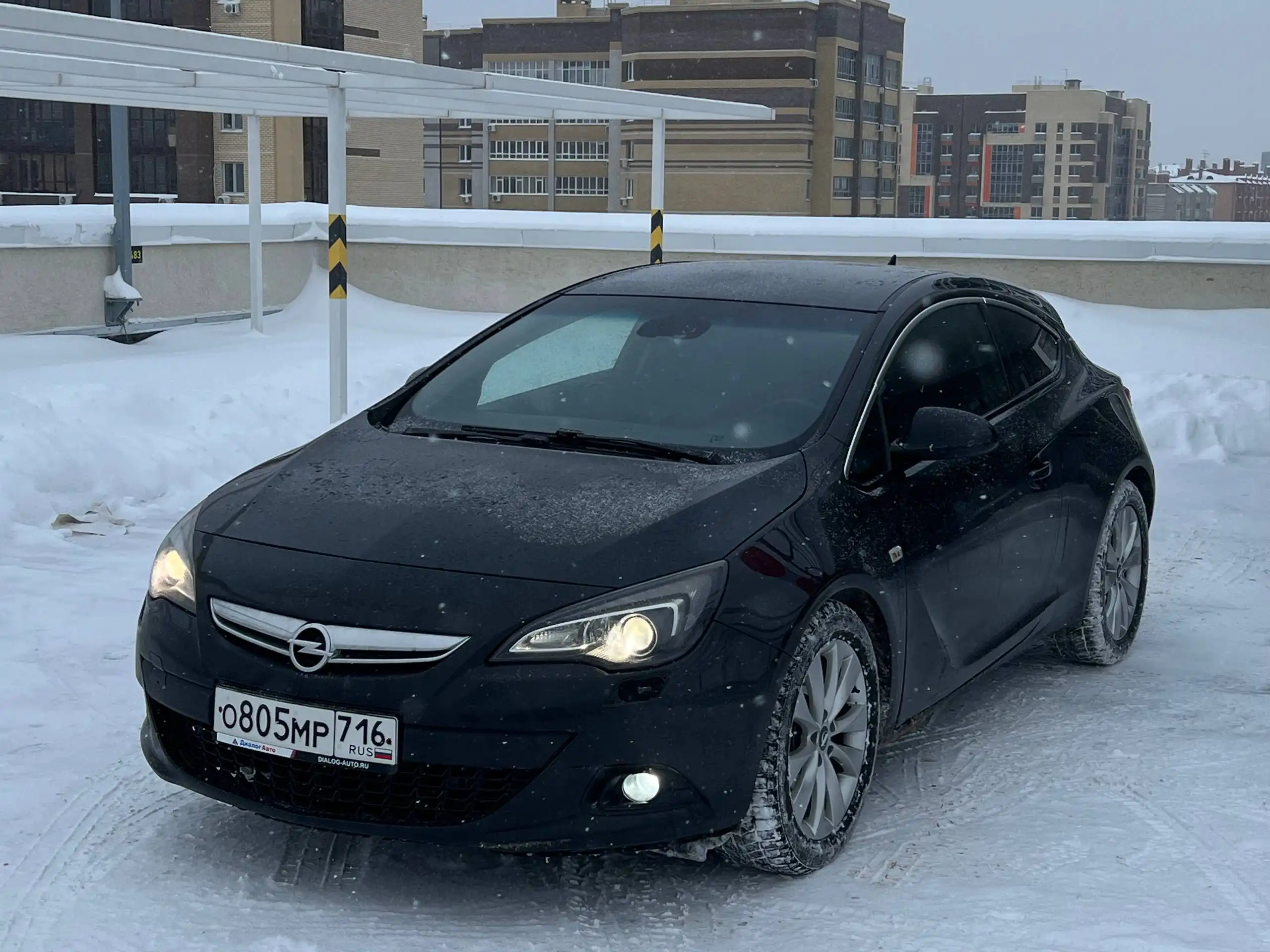 Продажа OPEL ASTRA GTC 2013 года