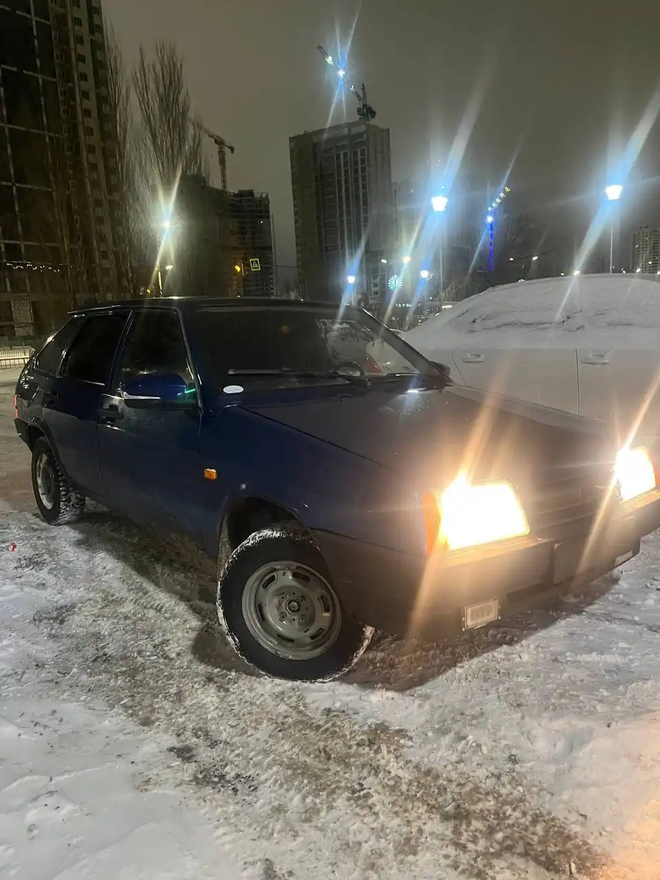 ВАЗ 2109 инжектор с переваренным дном и порогами, не родной мотор