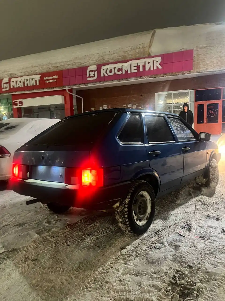 ВАЗ 2109 инжектор с переваренным дном и порогами, не родной мотор