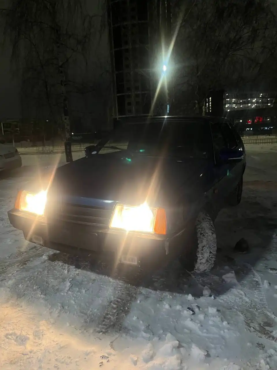 ВАЗ 2109 инжектор с переваренным дном и порогами, не родной мотор