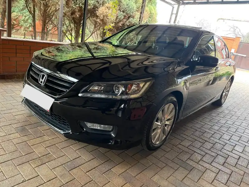 Honda Accord 9 поколение 2015