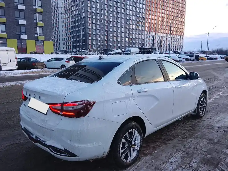 ВАЗ (Lada) Vesta 1 поколение [рестайлинг] 2024 года с пробегом
