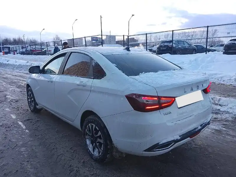 ВАЗ (Lada) Vesta 1 поколение [рестайлинг] 2024 года с пробегом