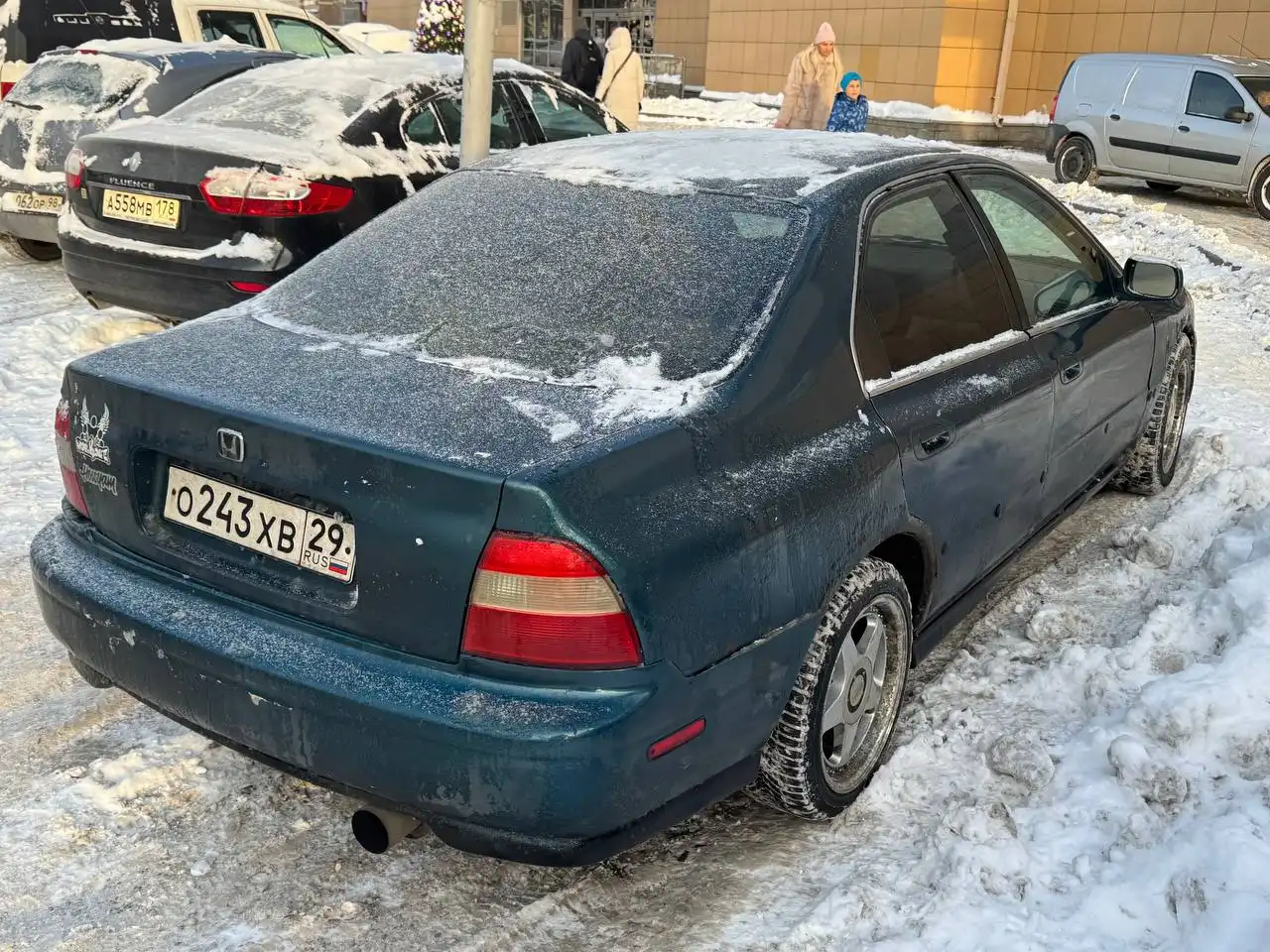 Продажа Honda Accord 1993 года 2.2 автомат