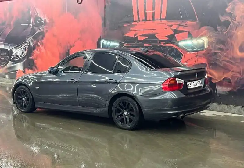 BMW 3 e90 в М-пакете, мотор 2.0, автомат, хорошее состояние - Легковые автомобили (Авто) в Санкт-Петербург