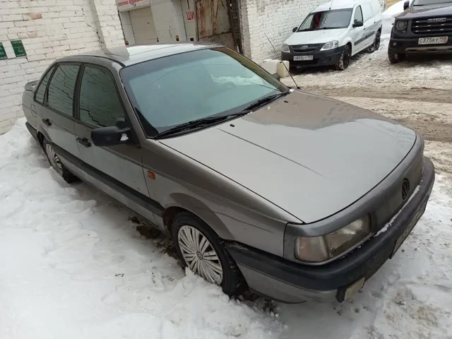 Пассат Б3 2.0 на автомате - Внедорожники в Санкт-Петербург