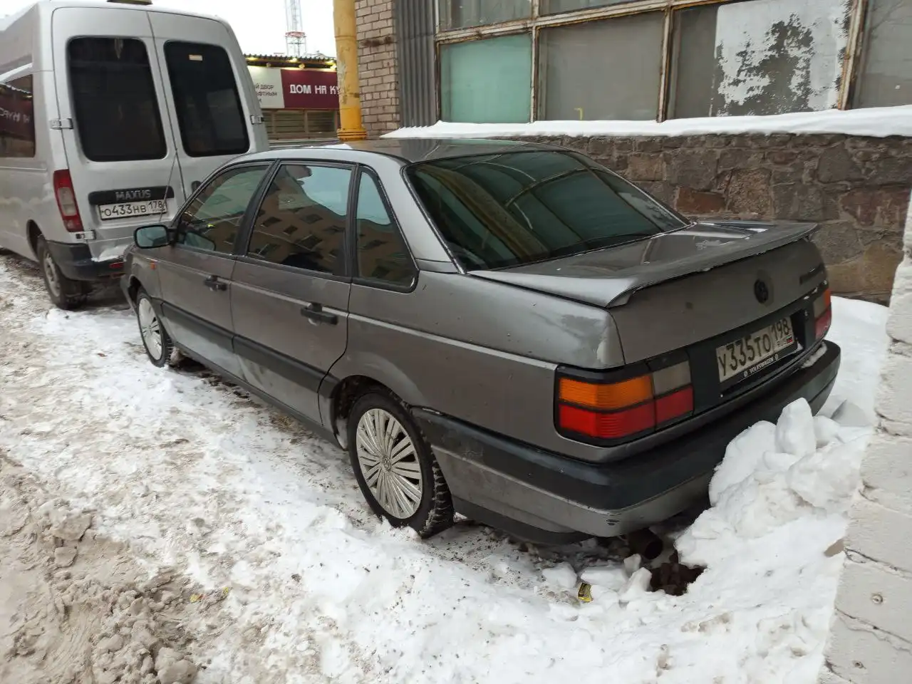 Пассат Б3 2.0 на автомате в идеальном состоянии - Авто в Санкт-Петербург