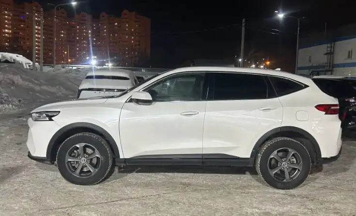 Haval F7 2024 года, 1.5 л, РКПП, передний привод, пробег 95 тыс. км - Авто в Москва