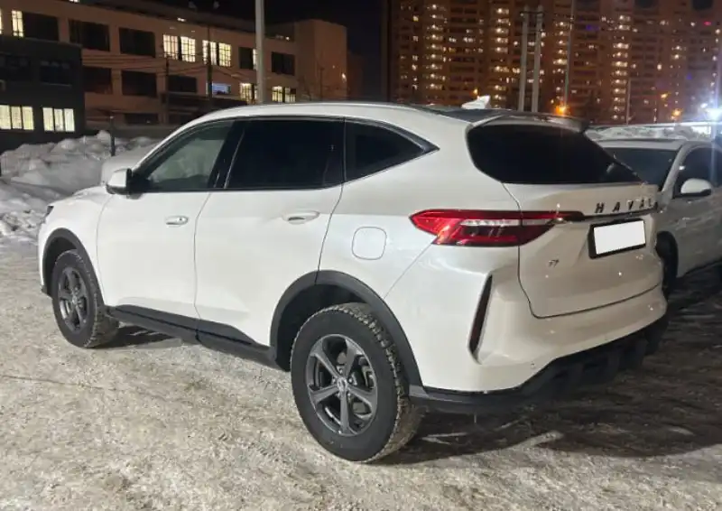 Haval F7 2024 года, 1.5 л, РКПП, передний привод, пробег 95 тыс. км - Авто в Москва