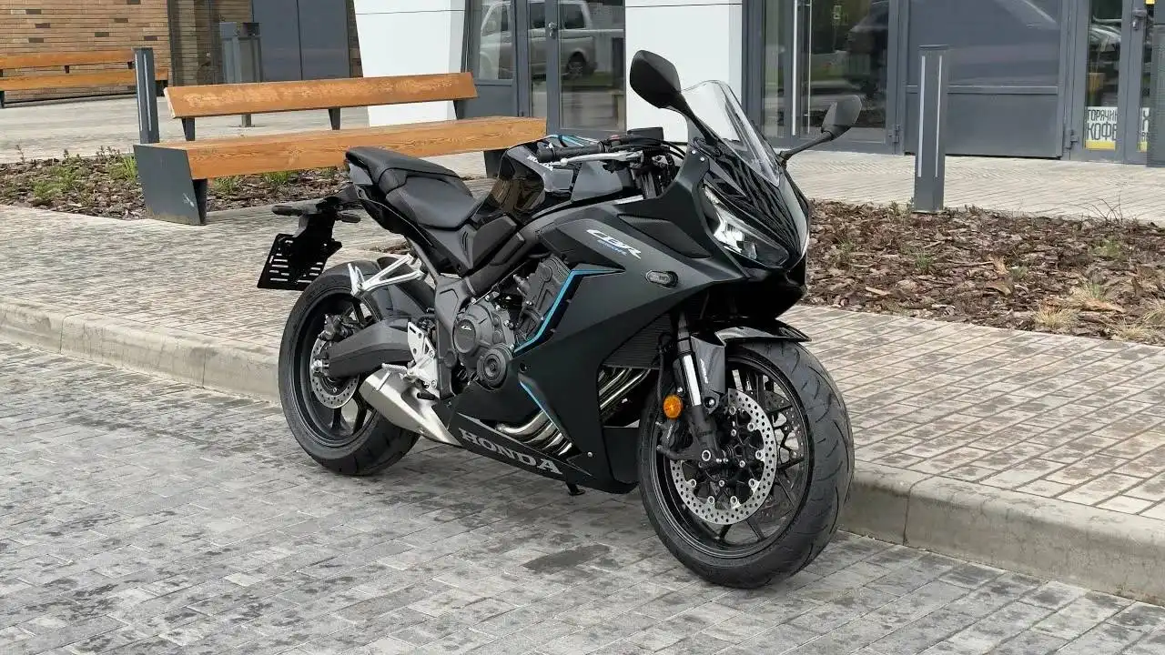 Продажа Honda CBR650R 2023 в Санкт-Петербурге - Мотоциклы (Авто) в Санкт-Петербург