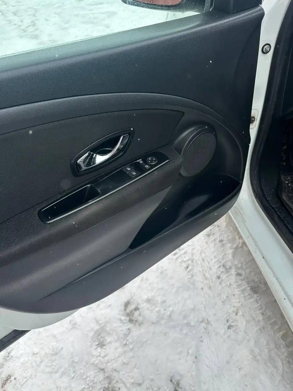 Renault FLUENCE 2014 года - Легковые автомобили (Авто) в Санкт-Петербург