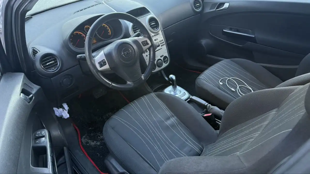 Продажа автомобиля 2007 года 1.2 АКПП - Легковые автомобили (Авто) в Санкт-Петербург