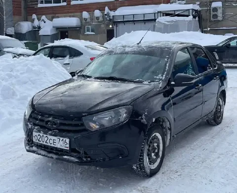 Продажа Гранта ФЛ на кондере с хорошей текой - Грузовики в Санкт-Петербург