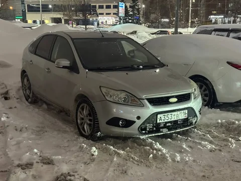 Форд Фокус 2+ зеленый с кондиционером - Авто в Санкт-Петербург