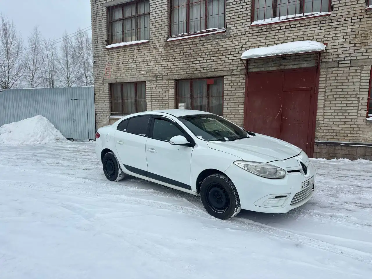 Renault FLUENCE 2014 г.в. 1.6 МТ - Легковые автомобили (Авто) в Санкт-Петербург