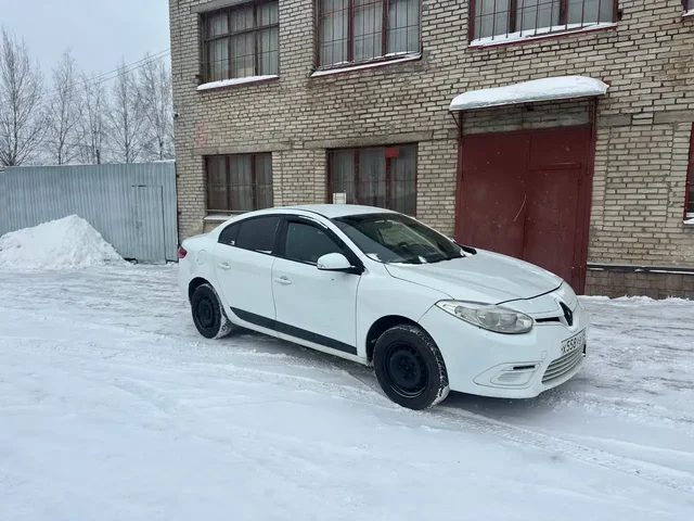 Renault FLUENCE 2014 г.в. 1.6 МТ - Авто в Санкт-Петербург