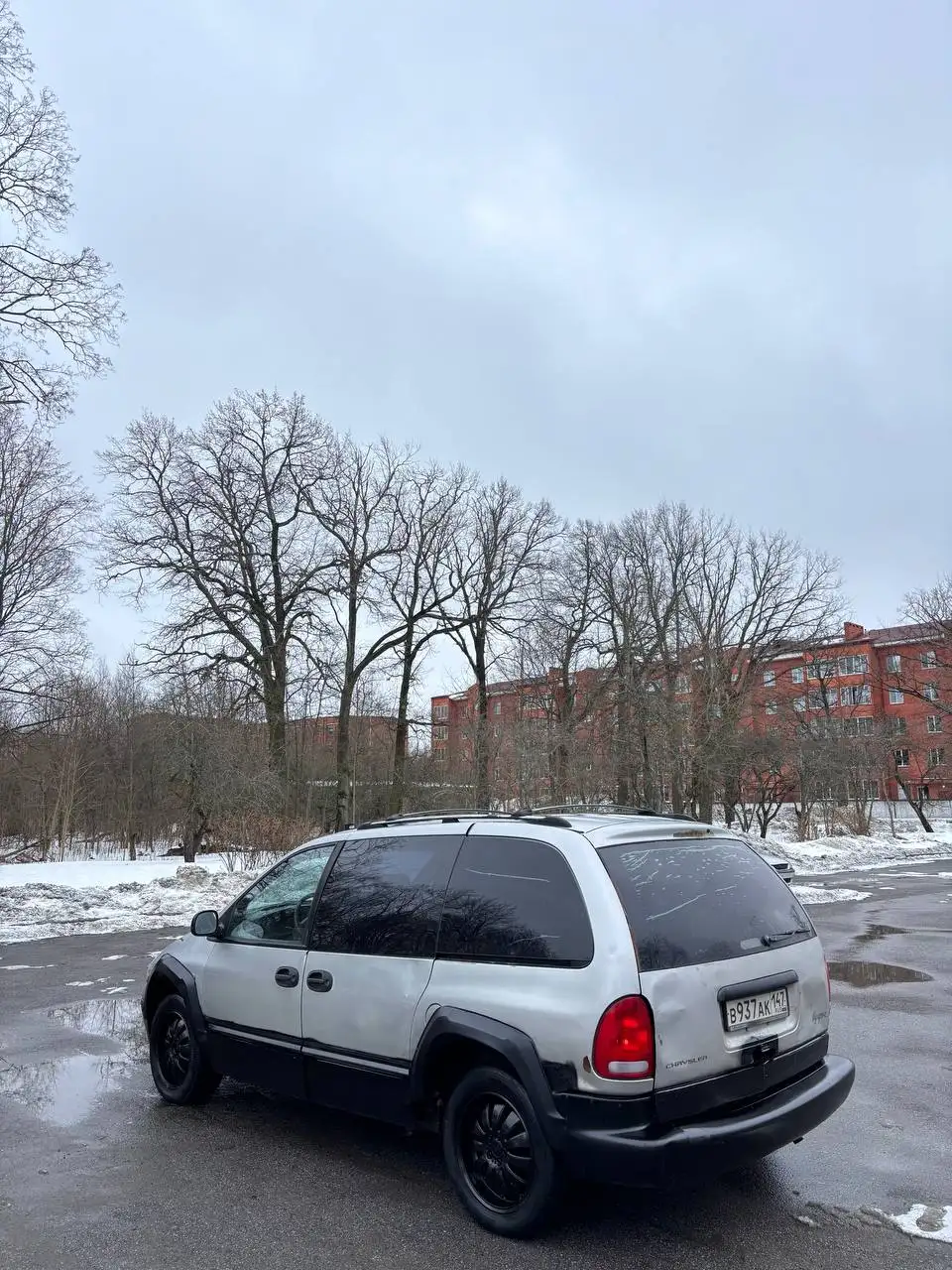 Chrysler Voyager/Dodge Caravan 2.4 AT 2000 в отличном техническом состоянии - Минивэн (Авто) в Санкт-Петербург