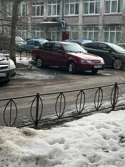 Продам Daewoo Nexia рестайлинг 8 клапанов - ВАЗ 2105 в Санкт-Петербург