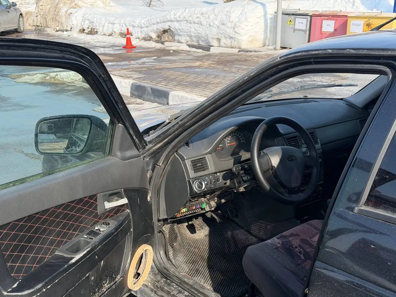 Продается автомобиль Lada Priora 2008 года - Легковые автомобили (Авто) в Казань