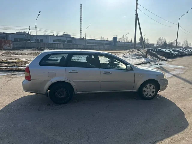 Продажа Chevrolet Lacetti 2005 года - частное объявление в Санкт-Петербург