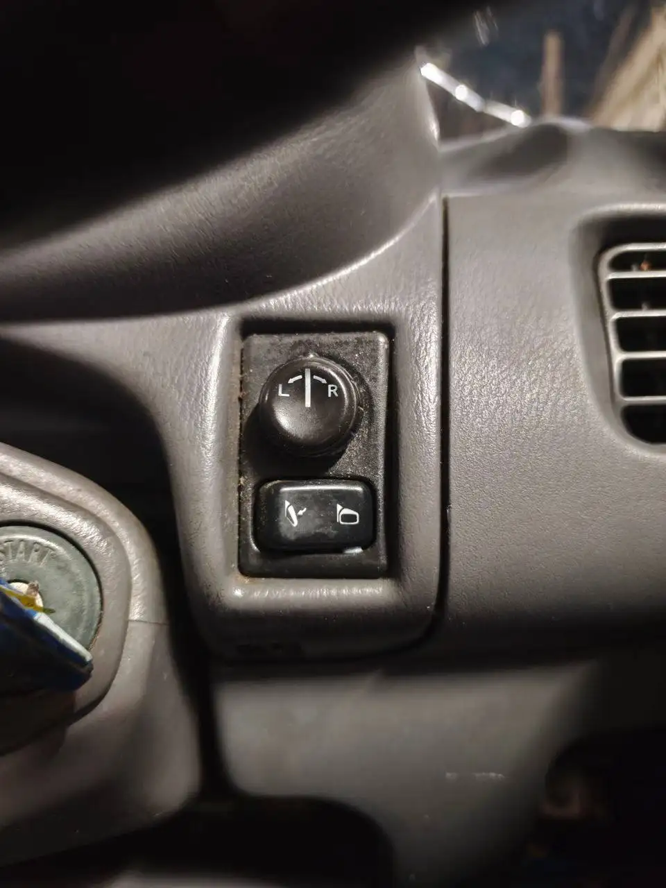 Продажа Nissan MARCH 2001 года - Легковые автомобили (Авто) в Санкт-Петербург