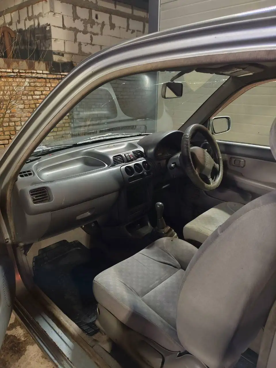 Продажа Nissan MARCH 2001 года - Легковые автомобили (Авто) в Санкт-Петербург