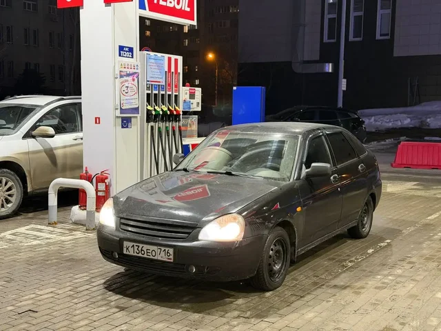 Продажа автомобиля Lada Priora 2011 года в Казани - Грузовики в Казань