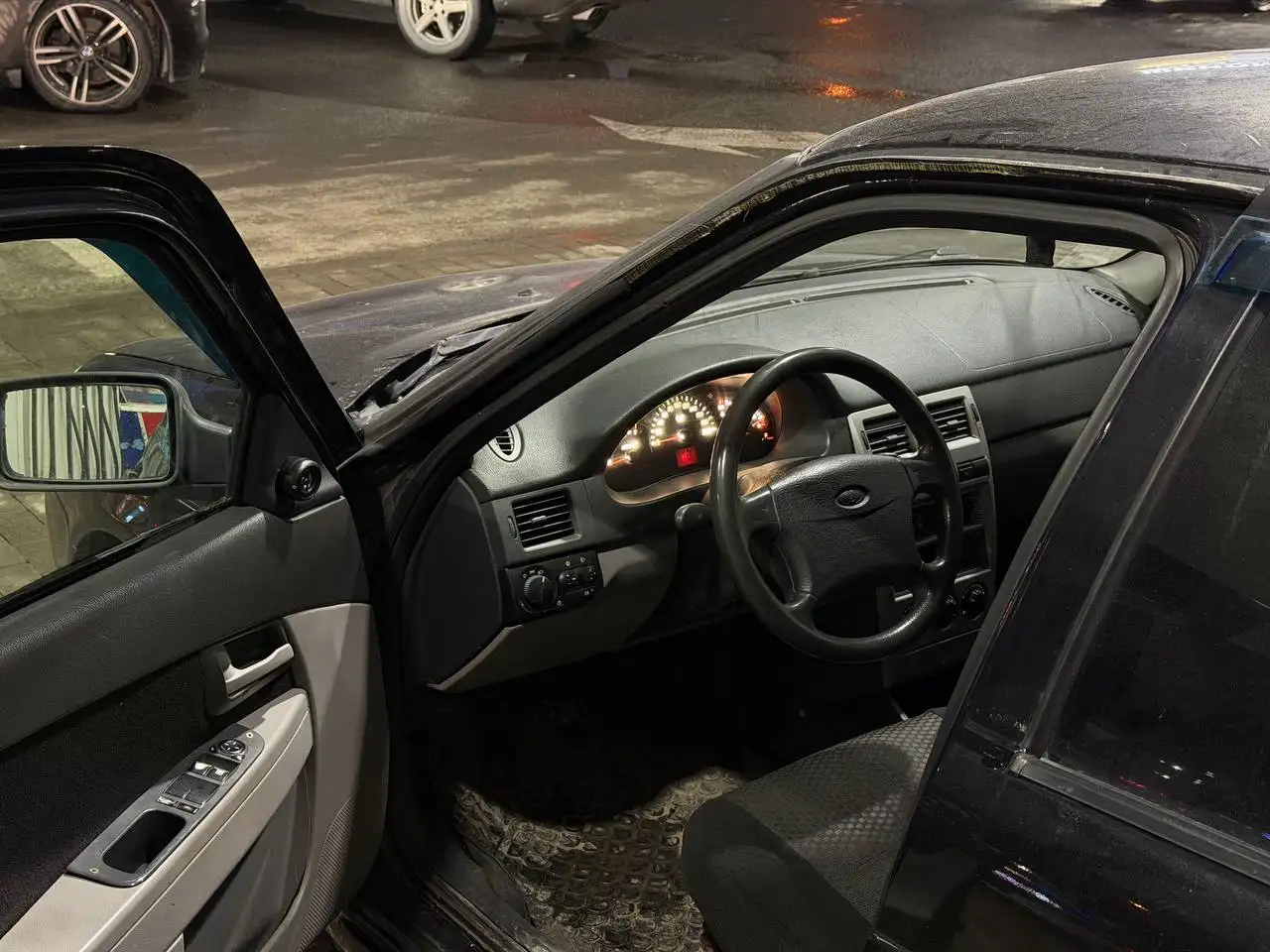 Продажа автомобиля Lada Priora 2011 года в Казани - Легковые автомобили (Авто) в Казань