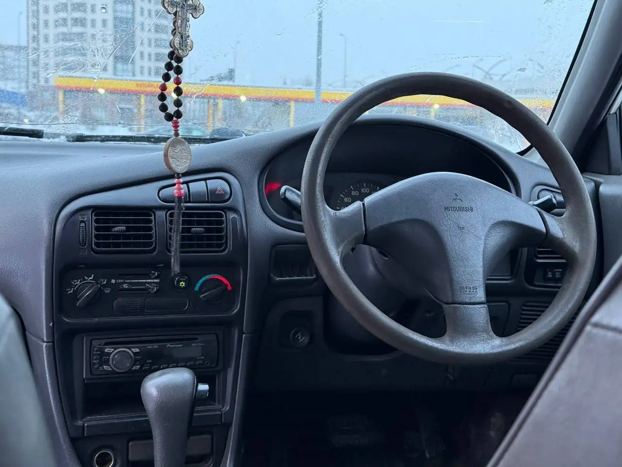 Продажа Mitsubishi Libero 1.3 АТ в Санкт-Петербурге - Авто в Санкт-Петербург