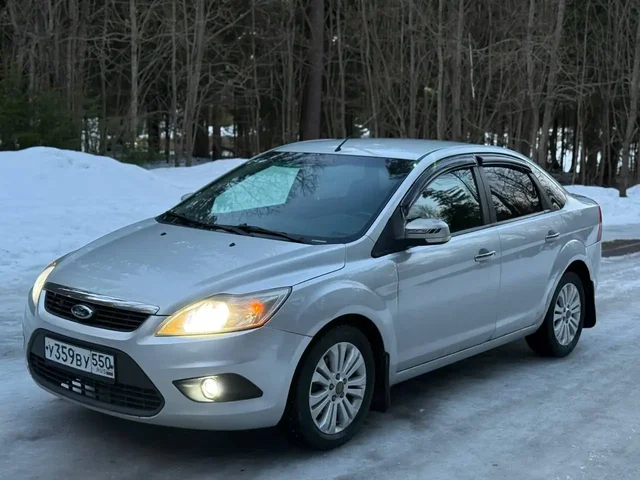 Продается автомобиль на ходу с мотором 1.8 - Авто в Москва