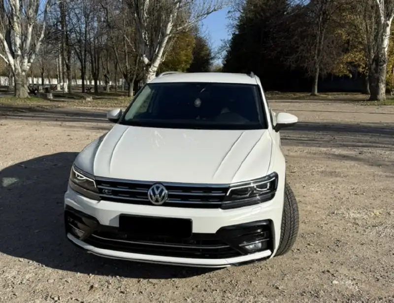 Продажа Volkswagen Tiguan 2018 года, полный привод, дизель - Легковые автомобили (Авто) в Санкт-Петербург