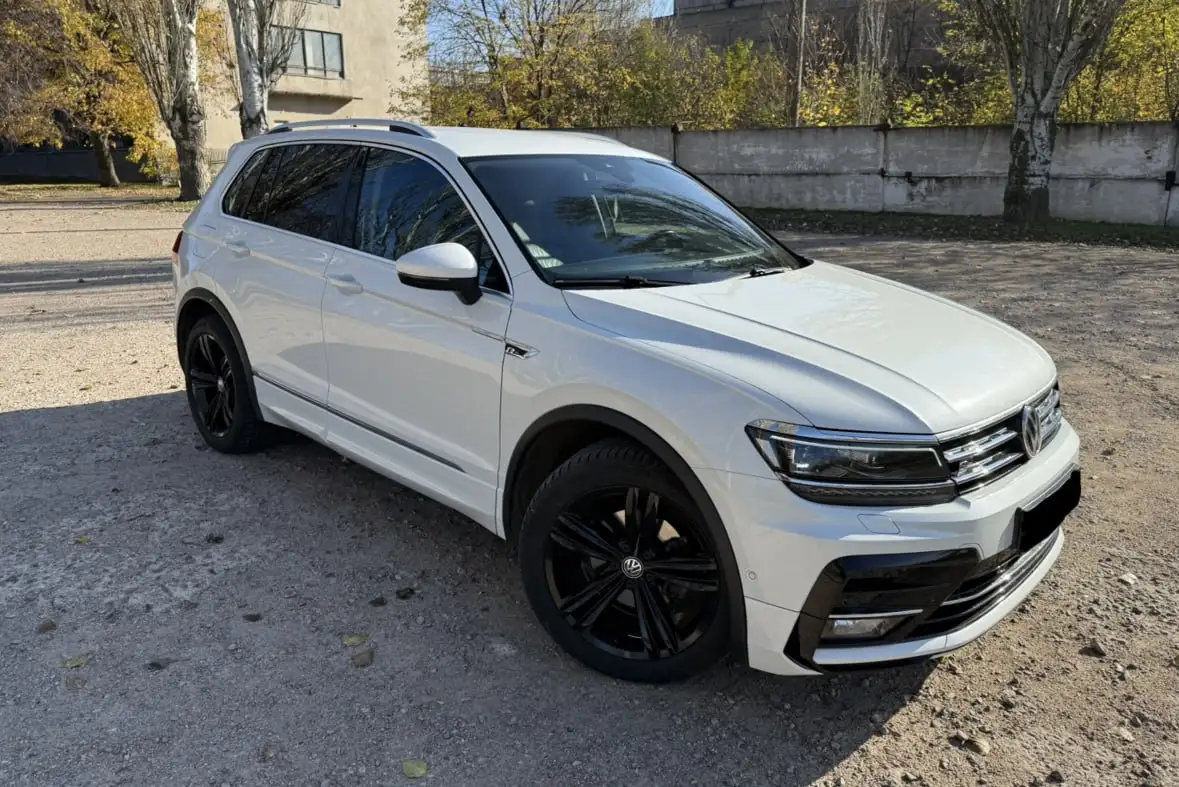 Продажа Volkswagen Tiguan 2018 года, полный привод, дизель - Легковые автомобили (Авто) в Санкт-Петербург