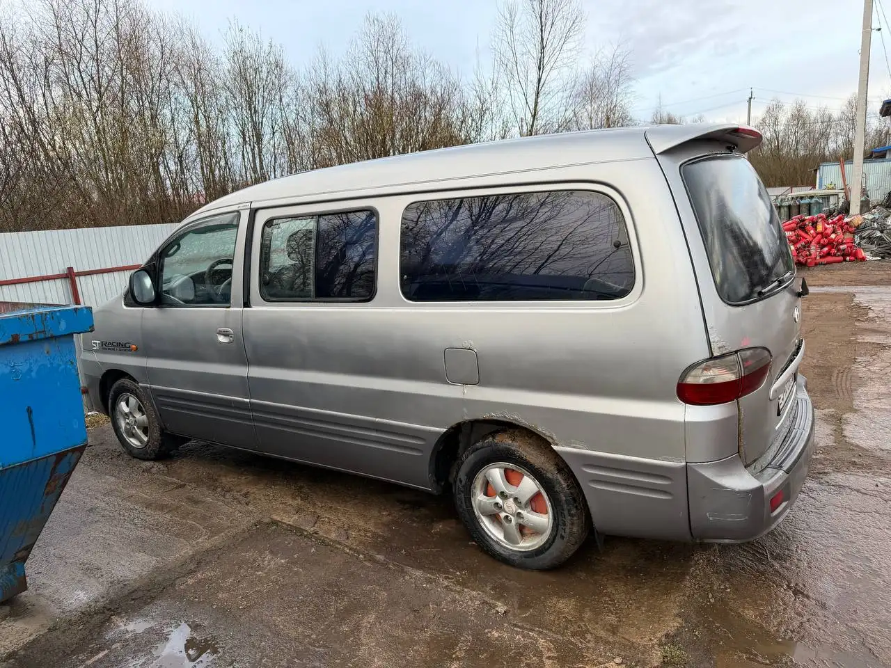 Продажа Hyundai Starex 2004 года - Минивэны (Авто) в Санкт-Петербург