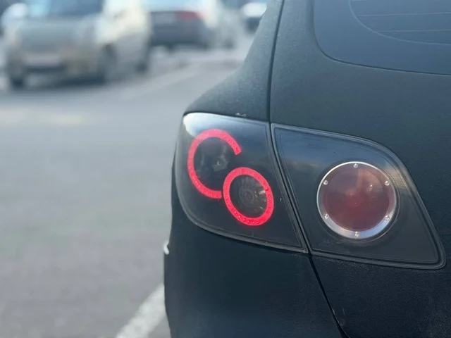 Продается Mazda 3bk SPORT 2008 2.0 МТ - Mercedes в Казань