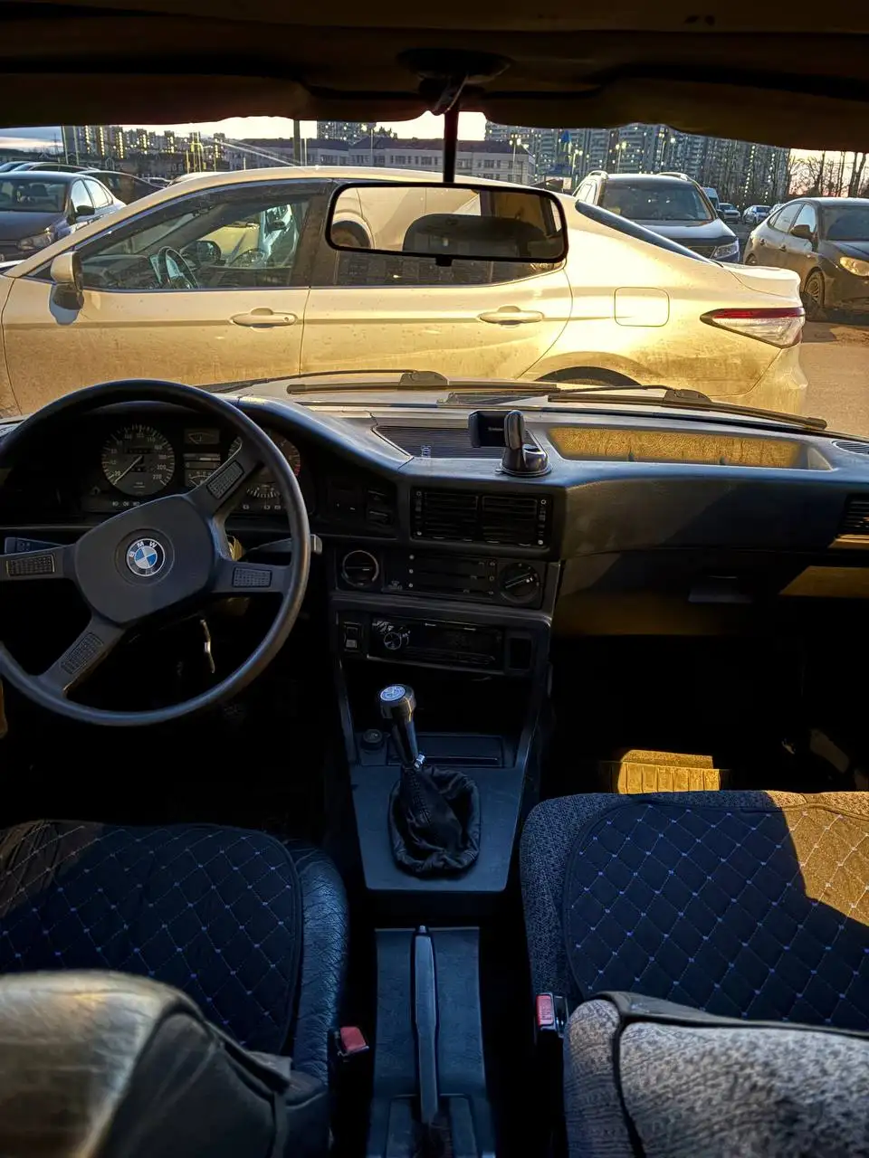 Продам БМВ 5 Е28 1984 года - Легковые автомобили (Авто) в Санкт-Петербург