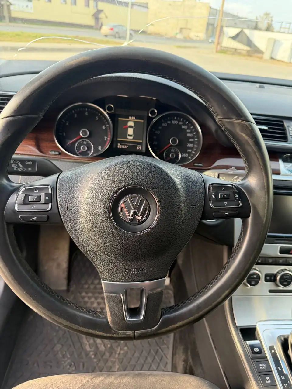 Volkswagen PASSAT (B7) 2013 года с пробегом 200 000 км - Легковые автомобили (Авто) в Санкт-Петербург