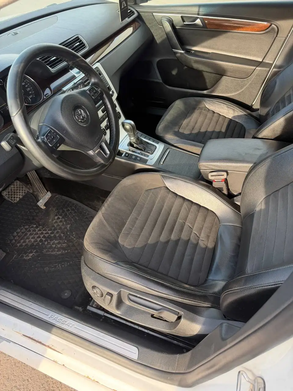 Volkswagen PASSAT (B7) 2013 года с пробегом 200 000 км - Легковые автомобили (Авто) в Санкт-Петербург